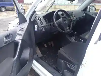 Veículo de Sucata volkswagen tiguan (5n2) t1 bluemotion do ano 2015 alimentado cffd