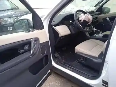 Scrapping Vehicle land rover discovery sport (2019 - ...) 2.0 of the year 2022 powered aj20