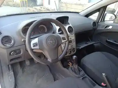 Veicolo di demolizione opel corsa d 1.3 16v cdti dell'anno 2011 alimentato a13dtc