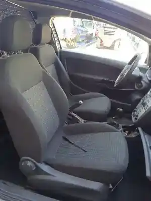 Veicolo di demolizione opel corsa d 1.3 16v cdti dell'anno 2011 alimentato a13dtc