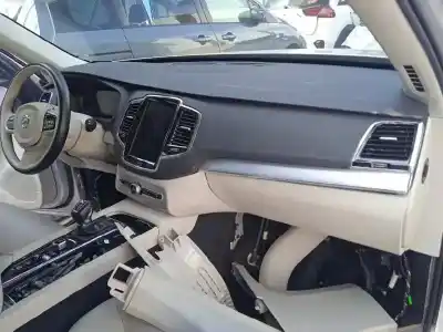 Veículo de Sucata volvo xc90 2.0 diesel cat do ano 2017 alimentado d4204t23
