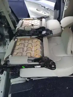 Veículo de Sucata volvo xc90 2.0 diesel cat do ano 2017 alimentado d4204t23