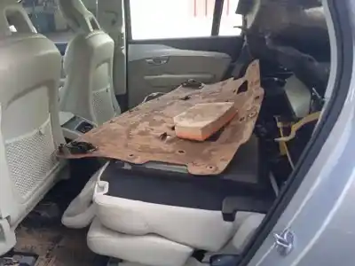 Veículo de Sucata volvo xc90 2.0 diesel cat do ano 2017 alimentado d4204t23