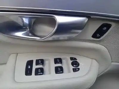 Veículo de Sucata volvo xc90 2.0 diesel cat do ano 2017 alimentado d4204t23