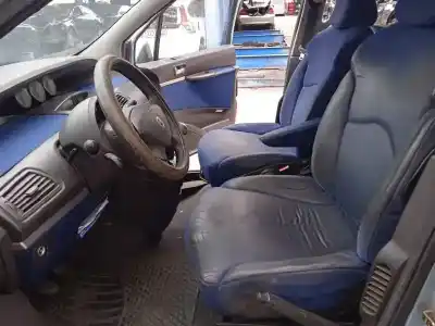 Veículo de Sucata fiat ulysse (179) 2.2 jtd admiral do ano 2005 alimentado 4hw