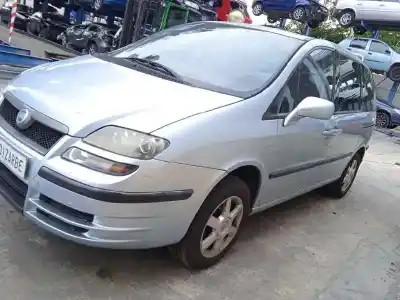 Veículo de Sucata fiat ulysse (179) 2.2 jtd admiral do ano 2005 alimentado 4hw