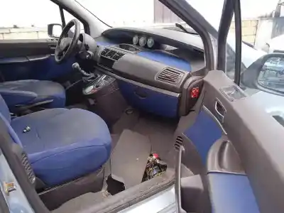 Veículo de Sucata fiat ulysse (179) 2.2 jtd admiral do ano 2005 alimentado 4hw