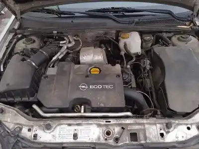 Veicolo di demolizione opel vectra c berlina comfort dell'anno 2003 alimentato y22dtr