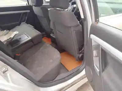 Veicolo di demolizione opel vectra c berlina comfort dell'anno 2003 alimentato y22dtr