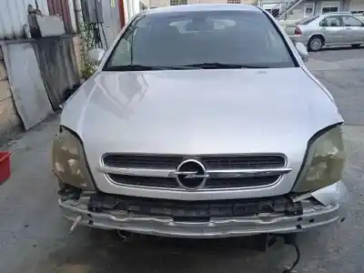 Veicolo di demolizione opel vectra c berlina comfort dell'anno 2003 alimentato y22dtr