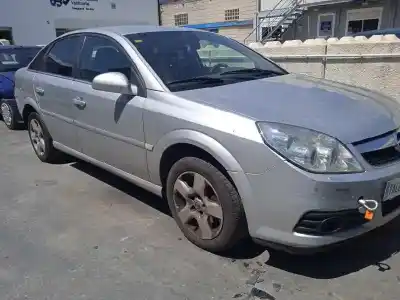 Scrapping Vehicle OPEL VECTRA C BERLINA Cosmo of the year 2006 powered Z19DT