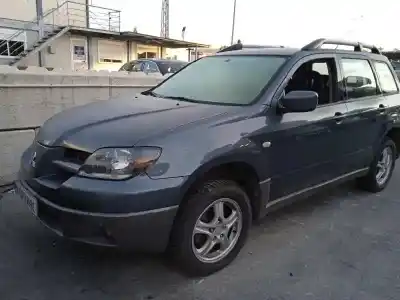 Vehicul casat MITSUBISHI OUTLANDER (CU0W) 2.0 2WD al anului 2003 alimentat 4G63