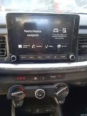 Veículo de Sucata kia stonic (ybcuv) 1.2 cat 84 cv / 62 kw do ano 2022 alimentado g4lf