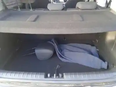 Veículo de Sucata kia stonic (ybcuv) 1.2 cat 84 cv / 62 kw do ano 2022 alimentado g4lf