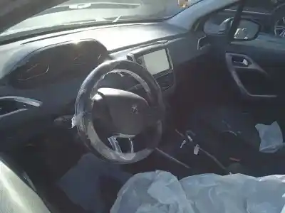 Verschrottungsfahrzeug peugeot 2008 (--.2013->) style des jahres 2016 angetrieben bh02