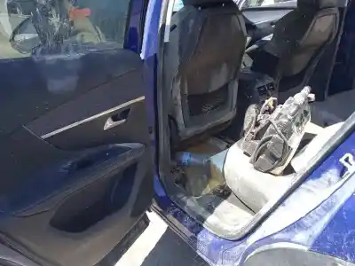 Sloopvoertuig peugeot 3008 allure van het jaar 2018 aangedreven hn05