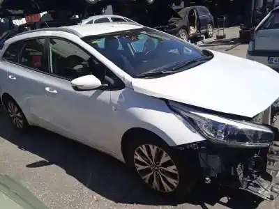 Здавання транспортного засобу kia cee´d (jd) 1.6 crdi 136 року 2017 потужний d4fb