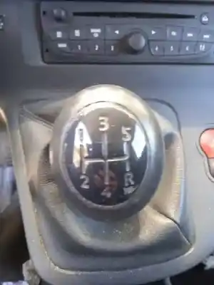 Veículo de Sucata renault kangoo profesional do ano 2013 alimentado k9k808