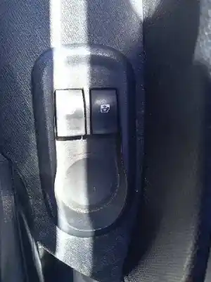 Veículo de Sucata renault kangoo profesional do ano 2013 alimentado k9k808