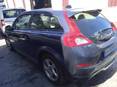 Scrapping Vehicle volvo c30 d2 kinetic of the year 2012 powered d4162t