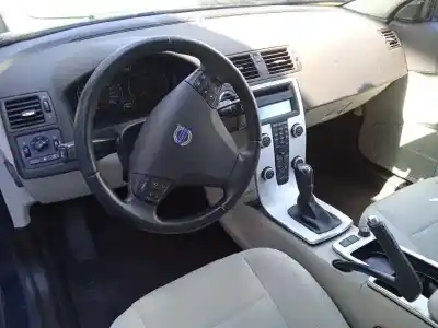 Scrapping Vehicle volvo c30 d2 kinetic of the year 2012 powered d4162t