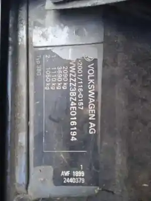 Здавання транспортного засобу volkswagen passat variant (3b6) básico року 2003 потужний avf