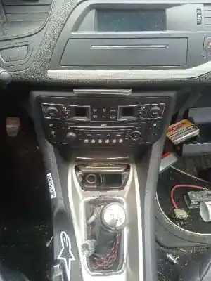 Vehicul casat citroen c5 break 1.6 16v hdi fap al anului 2008 alimentat rhr