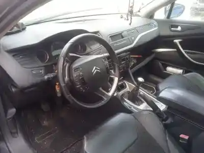 Vehicul casat citroen c5 break 1.6 16v hdi fap al anului 2008 alimentat rhr