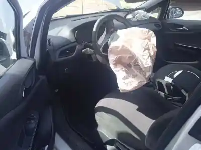 Veículo de Sucata opel corsa d (s07) 1.4 (l08 l68) do ano 2017 alimentado b14xer