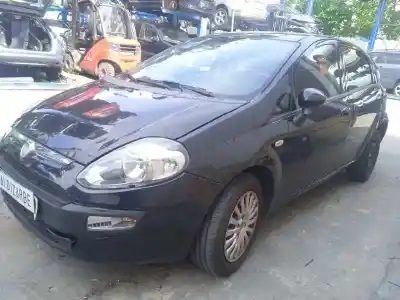 Vehicul casat FIAT PUNTO (EVO) (199) Dynamic al anului 2010 alimentat 199A2000