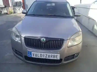 Veículo de Sucata skoda roomster (5j7) sport do ano 2007 alimentado bsw