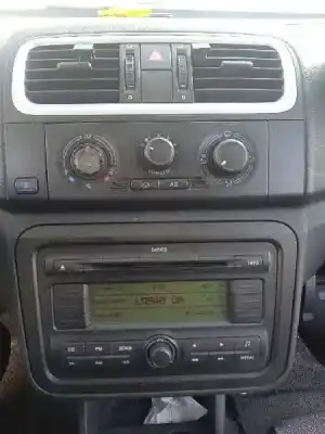 Veículo de Sucata skoda roomster (5j7) sport do ano 2007 alimentado bsw