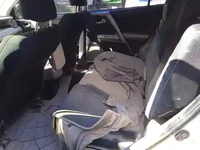 Veículo de Sucata toyota rav 4 advance hybrid do ano 2017 alimentado 2arfxe