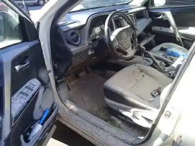 Veículo de Sucata toyota rav 4 advance hybrid do ano 2017 alimentado 2arfxe