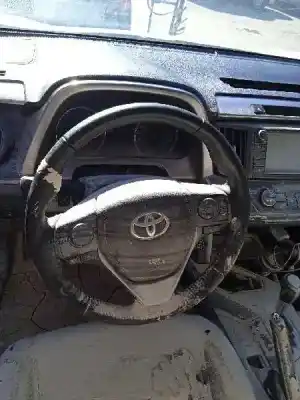 Veículo de Sucata toyota rav 4 advance hybrid do ano 2017 alimentado 2arfxe