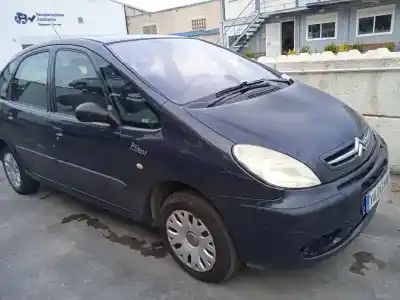 Vehículo de desguace CITROEN XSARA PICASSO 1.6 HDi 90 LX Plus del año 2007 con motor 9HX