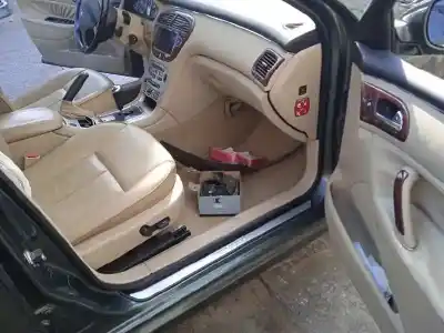 Vehicul casat peugeot 607 (s2) marfil pack al anului 2005 alimentat uhz