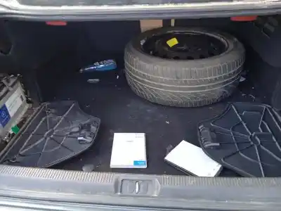 Vehicul casat peugeot 607 (s2) marfil pack al anului 2005 alimentat uhz