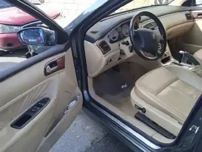 Vehicul casat peugeot 607 (s2) marfil pack al anului 2005 alimentat uhz