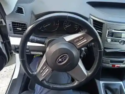 Veículo de Sucata subaru legacy kombi/outback b14 outback limited do ano 2011 alimentado ee20