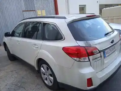 Veículo de Sucata subaru legacy kombi/outback b14 outback limited do ano 2011 alimentado ee20