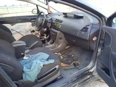 Scrapping Vehicle citroen c4 coupe vtr plus of the year 2006 powered 9hy