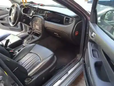 Здавання транспортного засобу jaguar x-type i (x400) 2.2 d року 2006 потужний bg