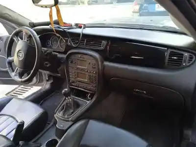 Здавання транспортного засобу jaguar x-type i (x400) 2.2 d року 2006 потужний bg