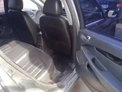 Здавання транспортного засобу jaguar x-type i (x400) 2.2 d року 2006 потужний bg