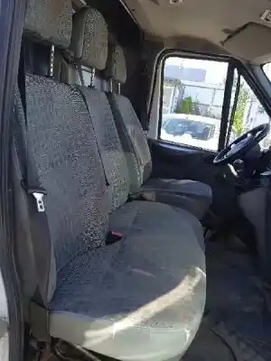 Vehicul casat ford transit combi ´06 ft 350 l trend al anului 2008 alimentat jxfa