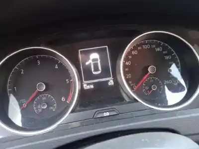 Véhicule à la ferraille volkswagen golf vii lim. (bq1) last edition bmt/start-stopp de l'année 2020 alimenté dgte