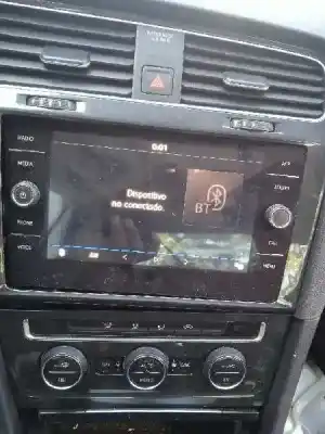 Véhicule à la ferraille volkswagen golf vii lim. (bq1) last edition bmt/start-stopp de l'année 2020 alimenté dgte