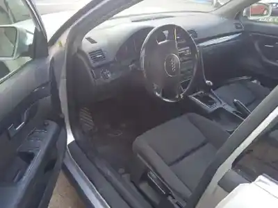 Scrapping Vehicle audi a4 berlina (8e) 1.9 tdi (96kw) of the year 2003 powered awx