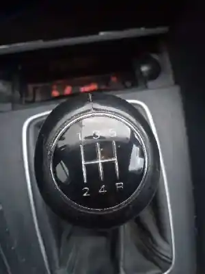 Scrapping Vehicle audi a4 berlina (8e) 1.9 tdi (96kw) of the year 2003 powered awx